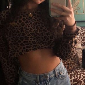 Cropped Cheetah Nike Crewneck